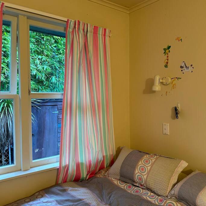 Peaceful Green Bay Charmer Auckland Esterno foto